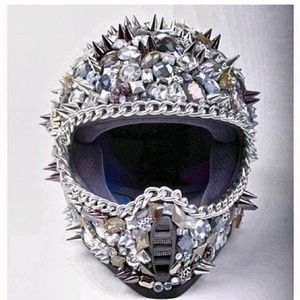 Meet your Posher, Rae